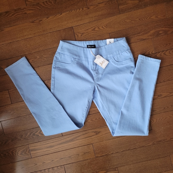 NWT - Suki Jeans Pull on Jegging - Picture 2 of 6